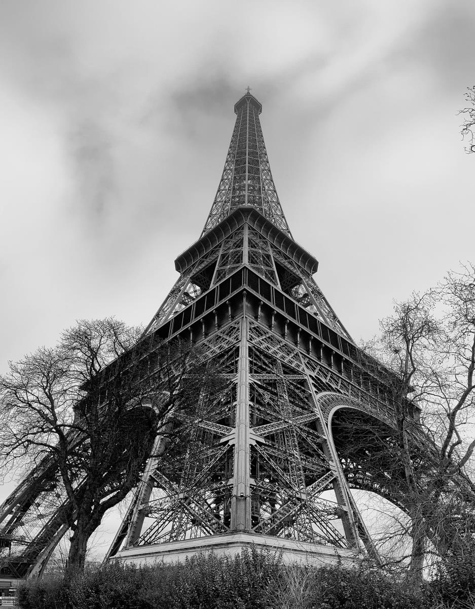 Eiffel Tower - Kevin Cannings